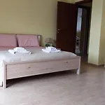 Welcomely - Pala Venalza Apartment Olmedo